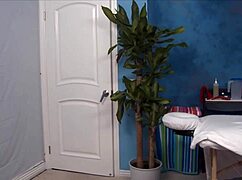 Can the Masseuse Handle That Intense Wang Insertion?