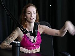 always liked sending nudes, called the teacher for a threesome and the bizarre situation in the favela - debora esteves