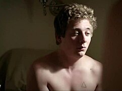 Emma Greenwell S3E10大胆无耻场景惊人动作！