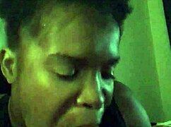 黑妞湿滑口交狂舔鸡巴