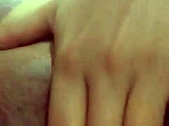 Venezuelan college girl engages in selfing