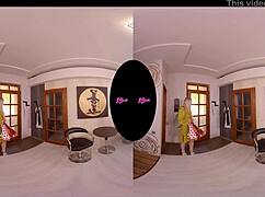 diane chrystall shares her biscuit in virtual reality