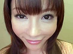 i'm masturbating my big asian pussy, oh god it's so wettt