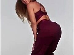 oh wow, jerking off to this beyonce ivy park tribute!