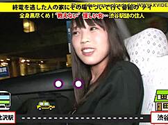 Amateur Japanese girl gets naughty on the bus