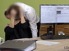 Naughty teen girl seduces for credit with intense sexual charms in casting