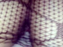 Lovie takes rough fisting in her big ass 😈