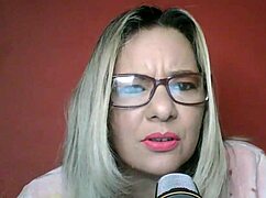 Iniciando com a vov� encontrei m�e gostosa