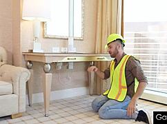 Service Tech Services A Customers Fat Cock In The Shower