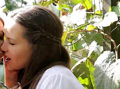 Vivthomas vine hannah sweet subil arch fingering