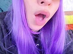 Big booty girl begs for pussy filling.