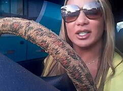 Corrida on Mamadrivee with Pickachu loira quickie action! 😜