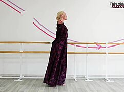 Anna Sigarga Shows Off Unbelievable Gymnastics Moves That Will Blow Your Mind in This Stunning Display