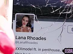 Queening Bigtits Girlfriend Eats Tight Cunt