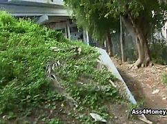 嘿想户外花钱快速操蓝眼运动妹子吗