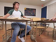 可爱大学生在热辣辅导中榨取大屌