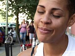 Ersties daisy, the novelty baker, loves to masturbate close up!