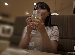 girls meet at izakaya for threesome 😏