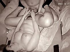 金发天然大奶妹口交后家庭乱伦猛干29