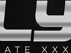 posh babe alyssia kent is loving her new dildo 😍