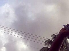 疯婆娘超市猎火机抽烟