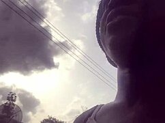 疯婆娘超市猎火机抽烟