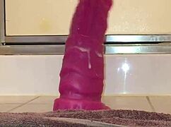 Bad Dragon大号Sleipnir把他撑得超开