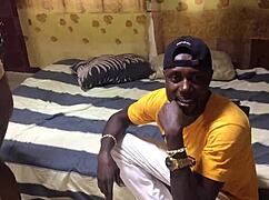 Home delivery turns into pumping Latina milf pussy