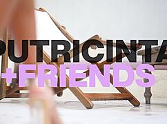 Putri cinta in colorful dress strips to reveal her tight asshole