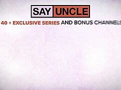 做过交易吗？我继父脱光了，我就给他狂野口交！