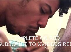 哥们，我就是爱吸我小受的屌，你懂的？