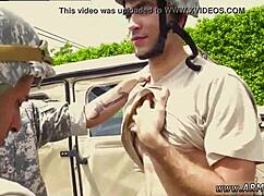 黑白学生仔和emo小鲜肉无套激情gay片