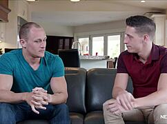 Nextdoorraw直男即兴课试搞基