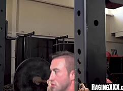 hunky gym guys start with kissing, then rimjob and big cock fucking