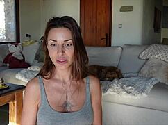 The dos and don'ts of using dating apps for anime fans