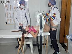 公立医院裙子被撕，第一次就诊的妹子好尴尬啊！