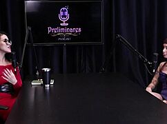 Annie Clementine Enjoys Outdoor Sex