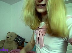 I’m losing it with dilated eyes while masturbating with a buttplug