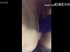 I chat hot while using my dildos