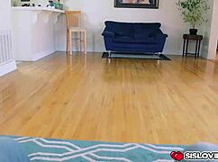 Peyton robbie deepthroats stepbro's monster cock blindfolded