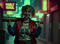 Granny Queen of Hearts loves dildo action as a royal slut.