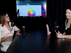 Hey, check Vitoria Vonteese strip and show off her skills!