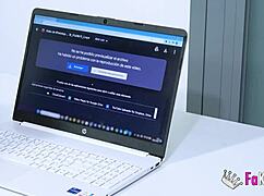 拉丁大屁股Valen Pink深情干粉丝