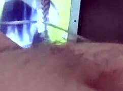 探索阴茎探针和射精的激烈世界，玩具插入超独特！