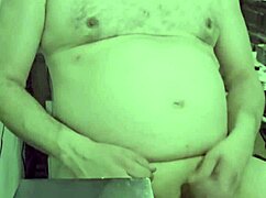 Check out Ezsosa flashing her curvy body in this bedroom update