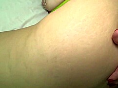 巴西最辣的胖女孩呻吟和高潮猛烈！