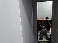 人妻偷情水管工脏乱性爱