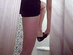 caught a teen 18+ girl in the toilet and filled her hole with creampie