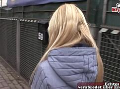 normal deutsche teen auf der straße zum sex überredet. wie hat er sie überzeugt?