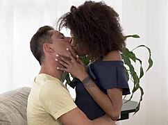 Brazilian beauty Luna Corazon gives amazing blowjobs 😘